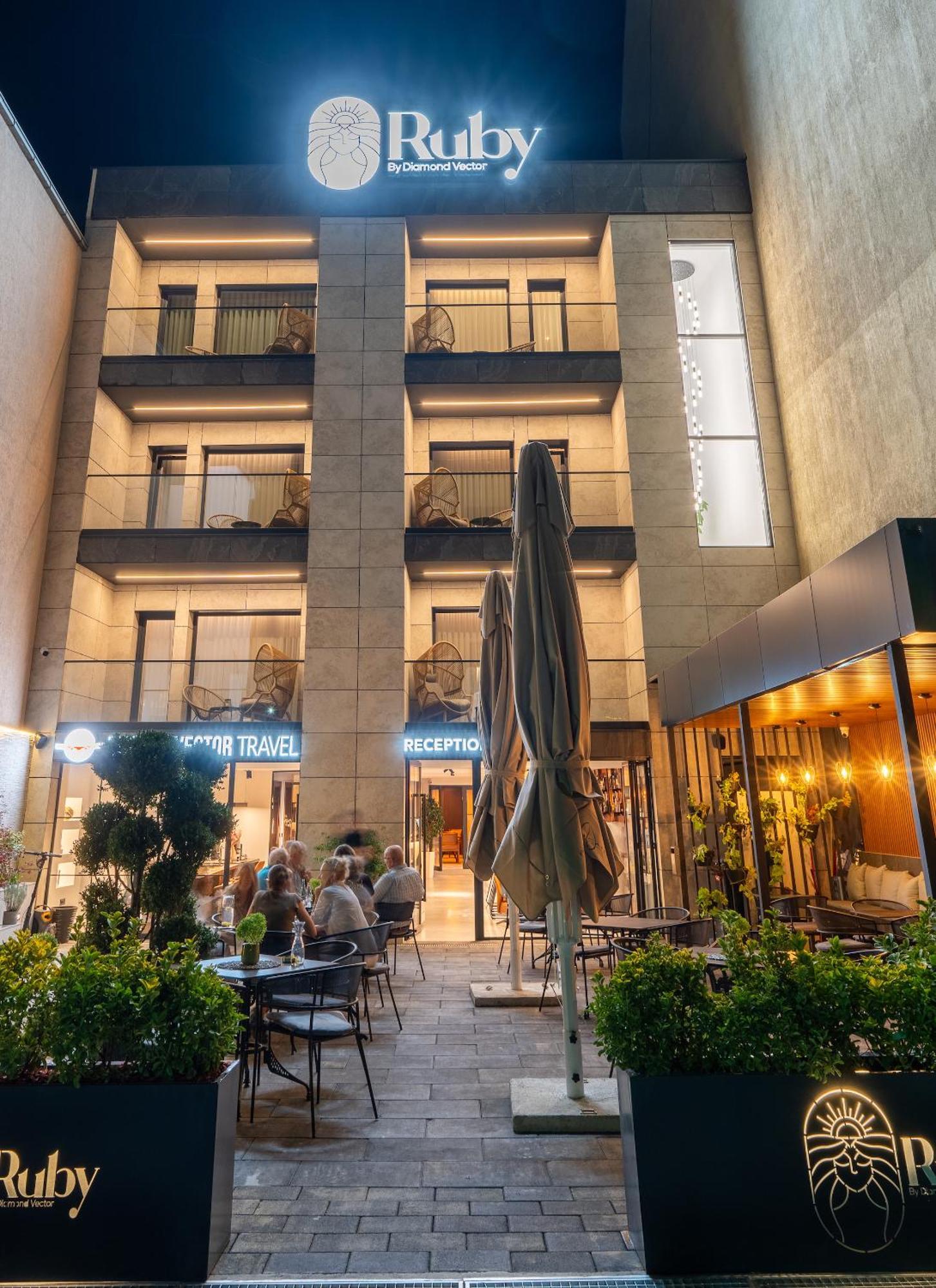 Ruby Hotel Prishtina Приштина Экстерьер фото